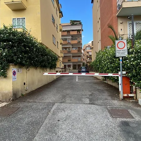 Casa Tua a Roma Centro con box auto tra Stadio Olimpico e Vaticano Roma